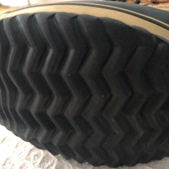 Sorel Caribou rain/snow boots - Picture 6 of 9